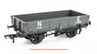 37-944 Bachmann 3 Plank Wagon number 800055 - North Eastern Railway 'NE' Grey